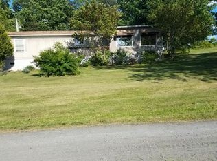 141 Jenkins Hill Rd, Bentonville, VA 22610