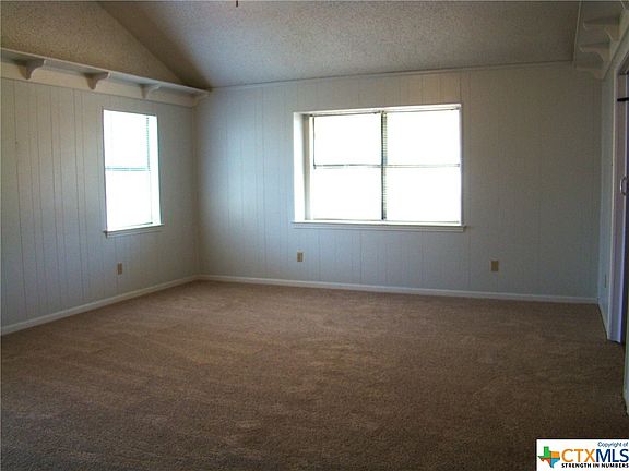 5th image of 614 Courtney Ln