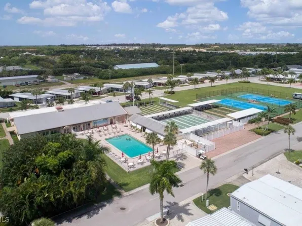 17601 Bryan Ct, Fort Myers Beach, FL 33931