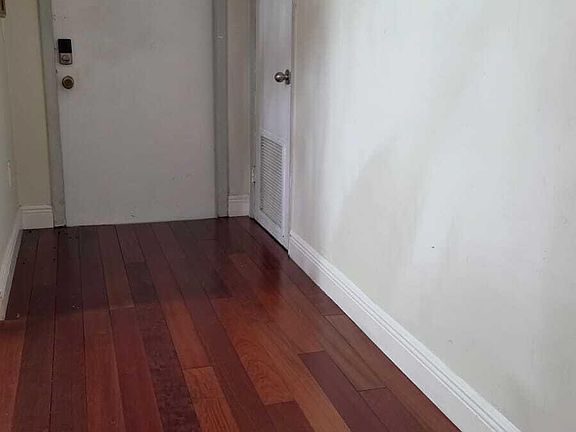 4th image of 100 Ashbury Rd APT 206