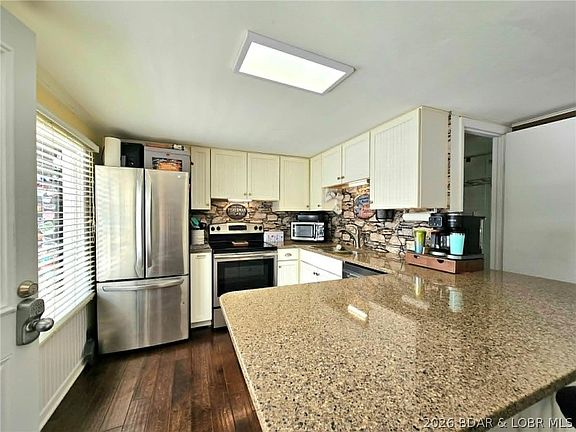 3rd image of 2205 Spring Cove Rd