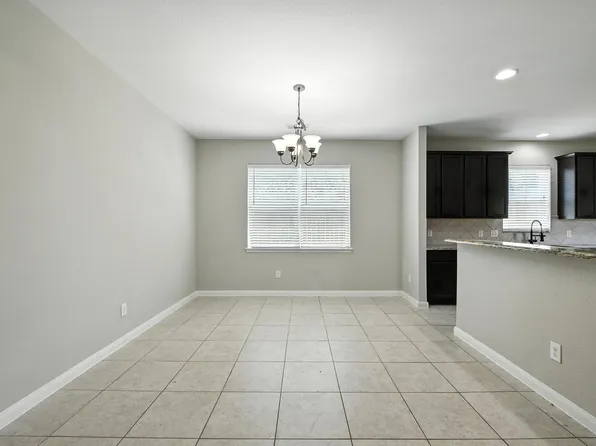 2401 Fall Leaf Ct, Denton, TX 76209