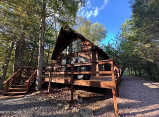 56 Brookfield Rd, Lake Ariel, PA 18436