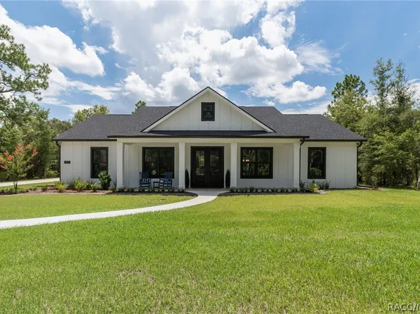 2210 E Celina St, Inverness, FL 34453
