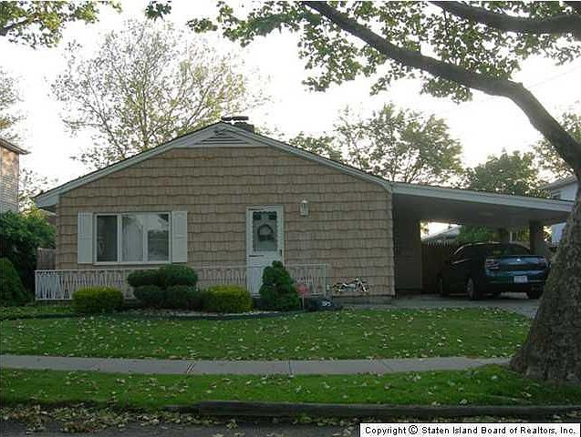 1st image of 395 Lyndale Ave