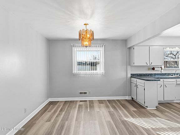 4th image of 3226 Rosewedge Way