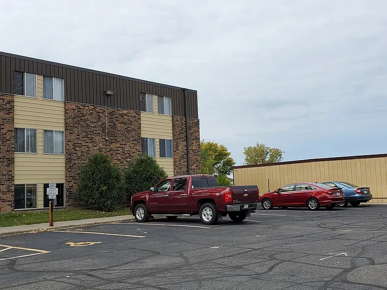 Atwell Grove 401/311 — Photo 2