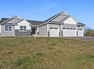 4521 202nd Ln NW, Oak Grove, MN 55303