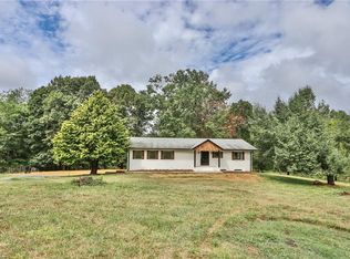 231 Hay Meadow Ln, Dobson, NC 27017