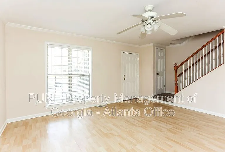 1934 Ivy Glen Dr SE — Photo 3