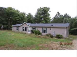 W5794 Blackhawk Rd, Wautoma, WI 54982