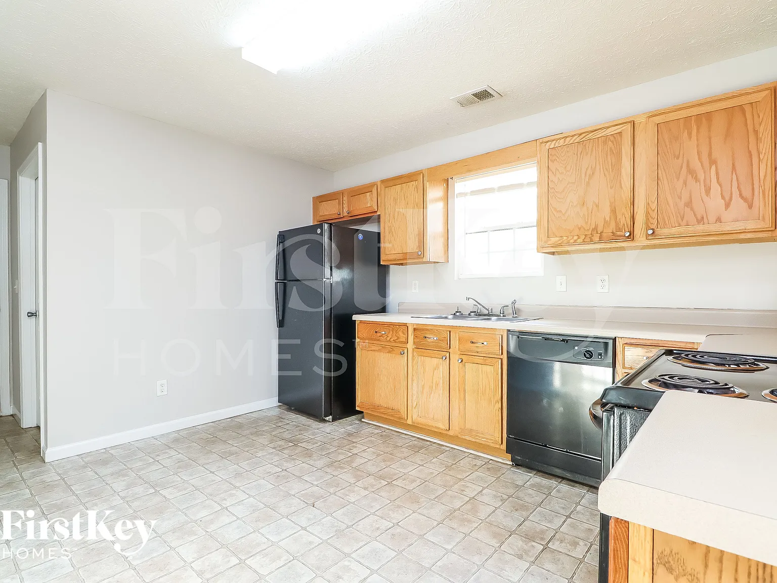 3 bed, 2.0 bath, 1668 sqft, $1,850 — Photo 4
