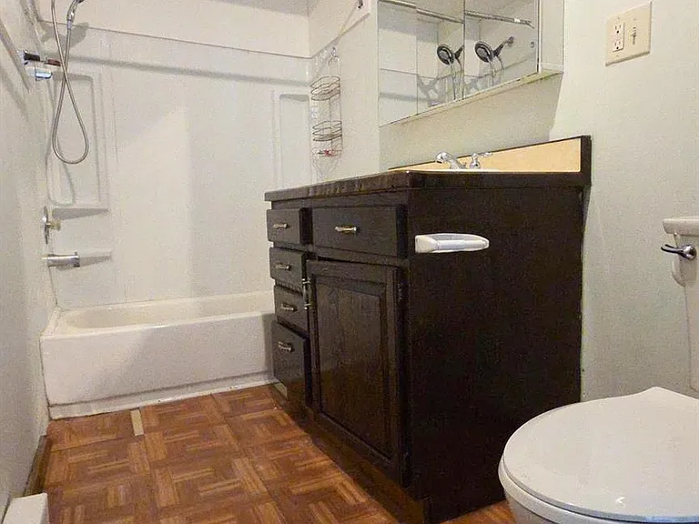 48 Main St #3 — Photo 7