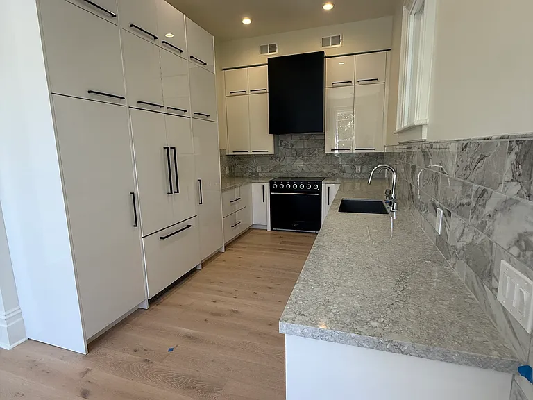 447 Noe St #447 — Photo 30