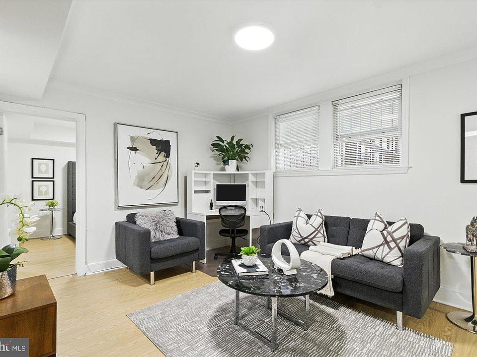 1st image of 1367 K St SE APT B