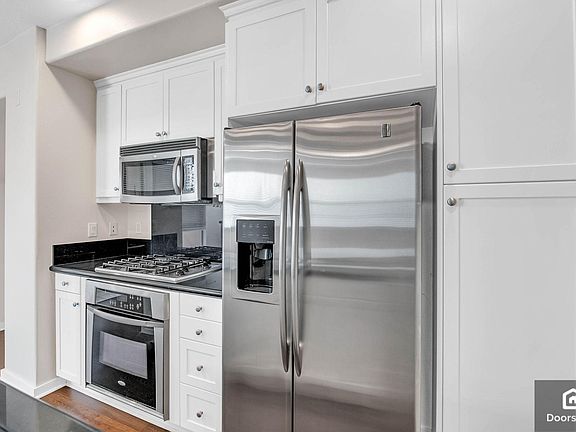 4th image of 5507 W 149th Pl