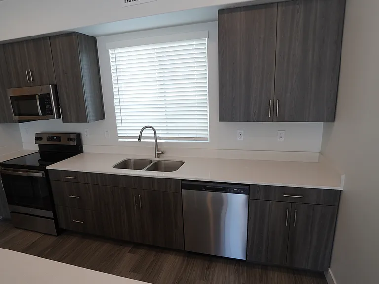 2347 W Jenna — Photo 13