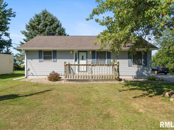 305 11th Ave, New Windsor, IL 61465