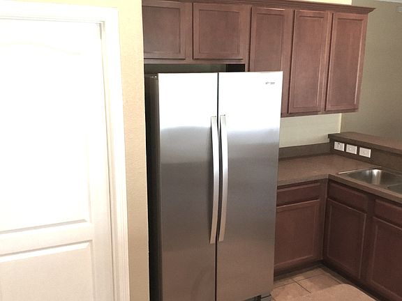 2nd image of 2234 Taylor Dr