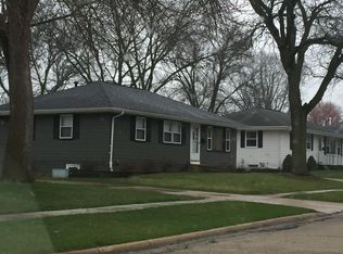 419 26th St NW, Cedar Rapids, IA 52405
