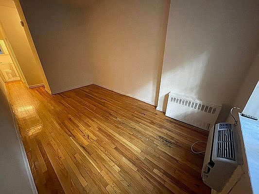 5th image of 414 E 81st St #B