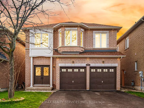 62 Sir Jacobs Cres, Brampton, ON L7A 3V2