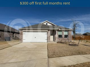 14085 Ladbroke St, Pilot Point, TX 76258