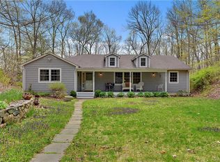 19 Highview Rd, Pound Ridge, NY 10576