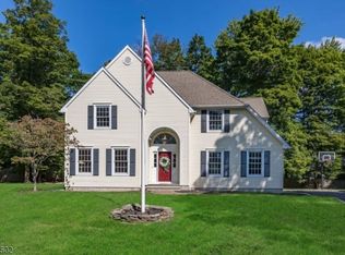 32 Madisonville Rd, Basking Ridge, NJ 07920