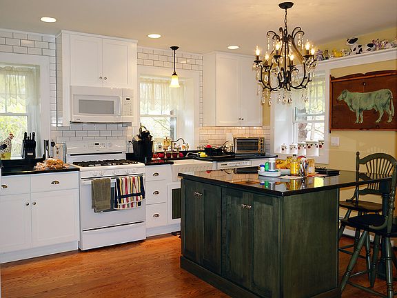 kitchen subway tile granite