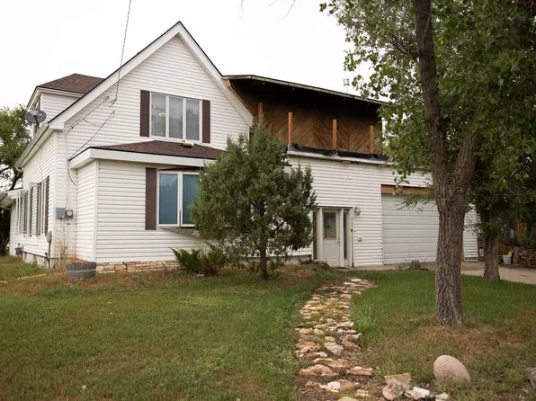 225 E Fallon Ave, Baker, MT 59313