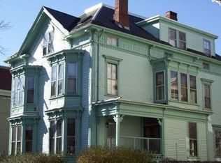 295 Spring St APT 2, Portland, ME 04102