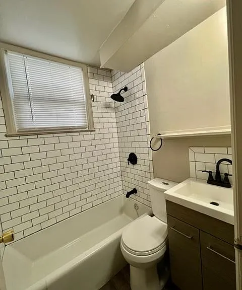 1917 7th Ave #3 — Photo 6