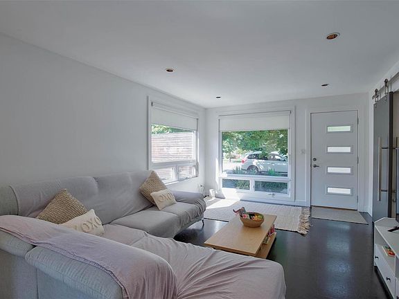 3rd image of 751 Martin Ave #753