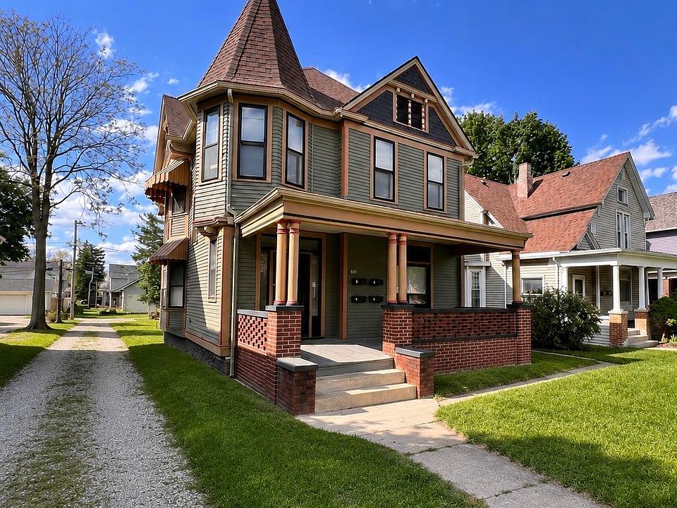 1st image of 1011 Lake Ave