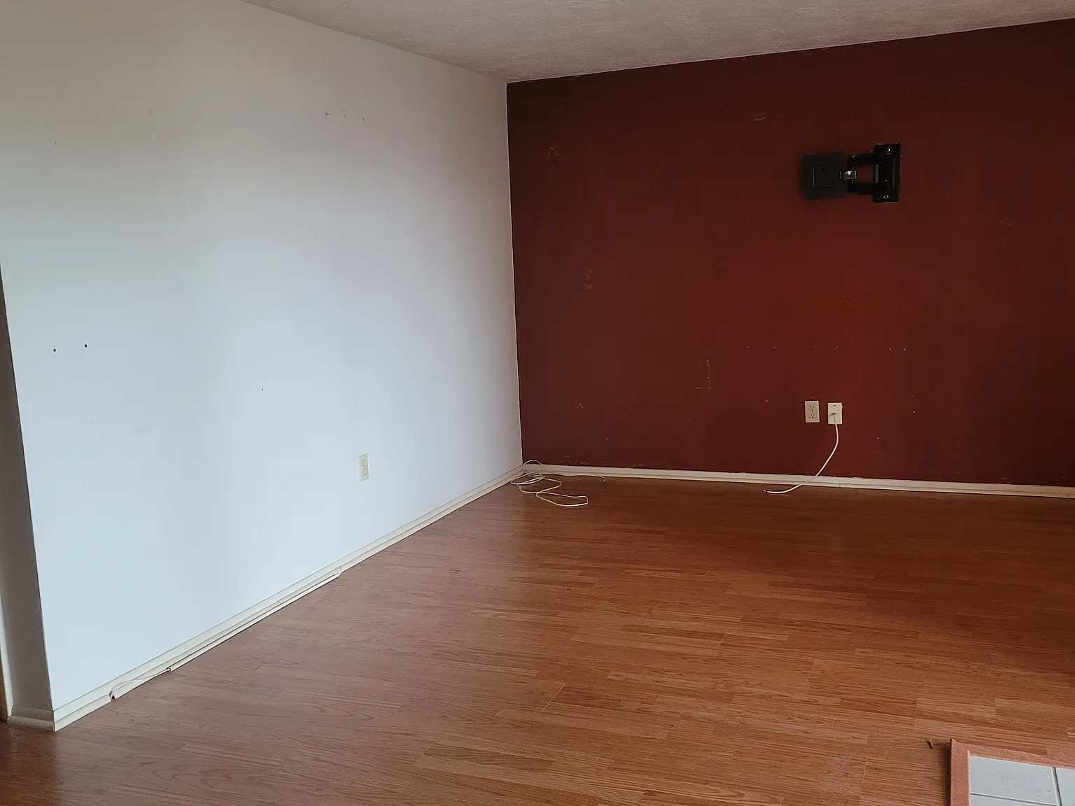 3 bed, 1488 sqft, $1,800 — Photo 2