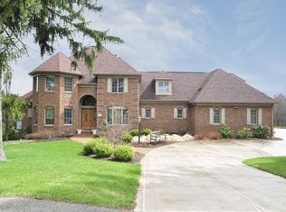 701 Lindwood Dr, Greensburg, PA