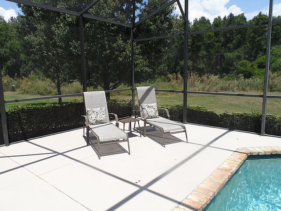 3rd image of 10 Winters Landing Dr