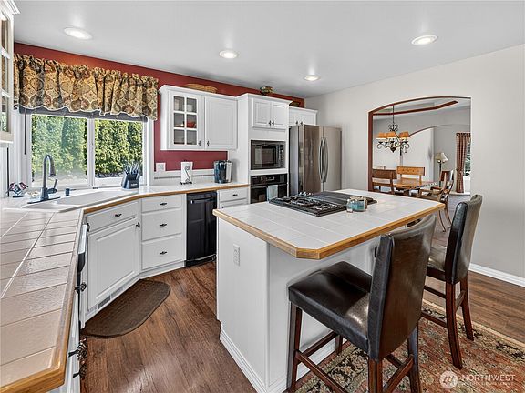 3rd image of 26224 SE 425th Street