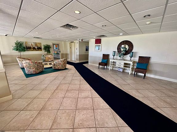5th image of 500 Bay Ave APT 606N