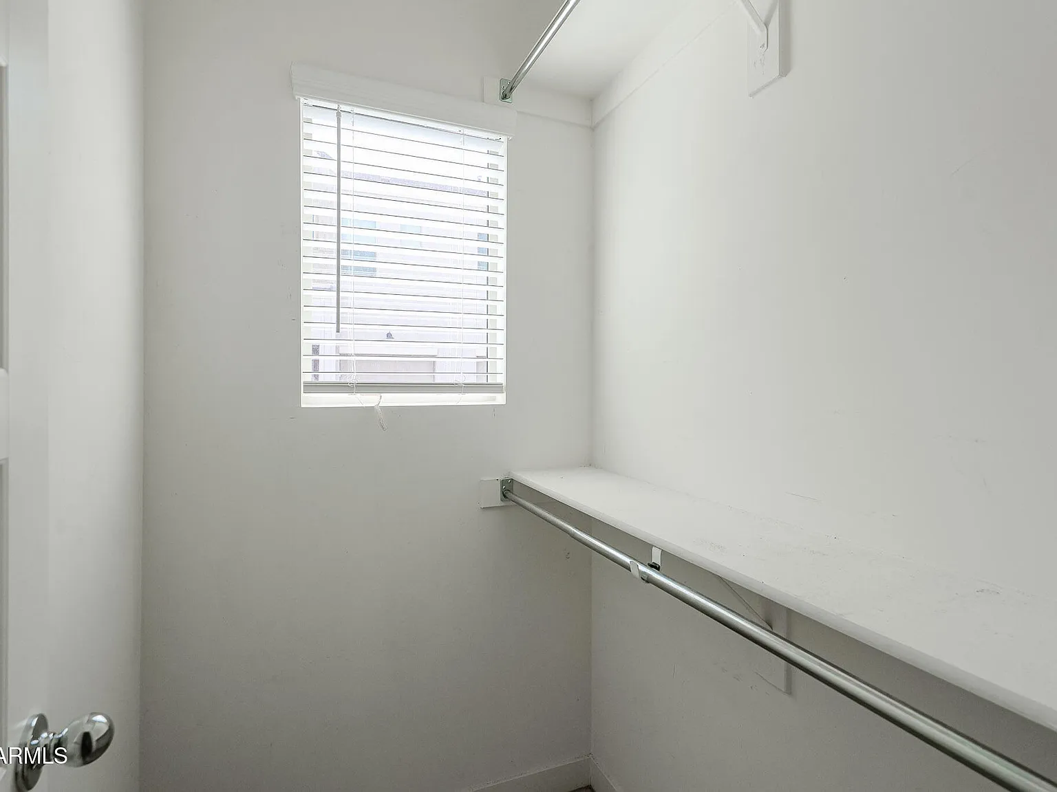 3 bed, 2.5 bath, 1497 sqft, $2,300 — Photo 4