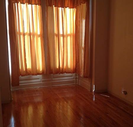 3rd image of 2619 Folsom St