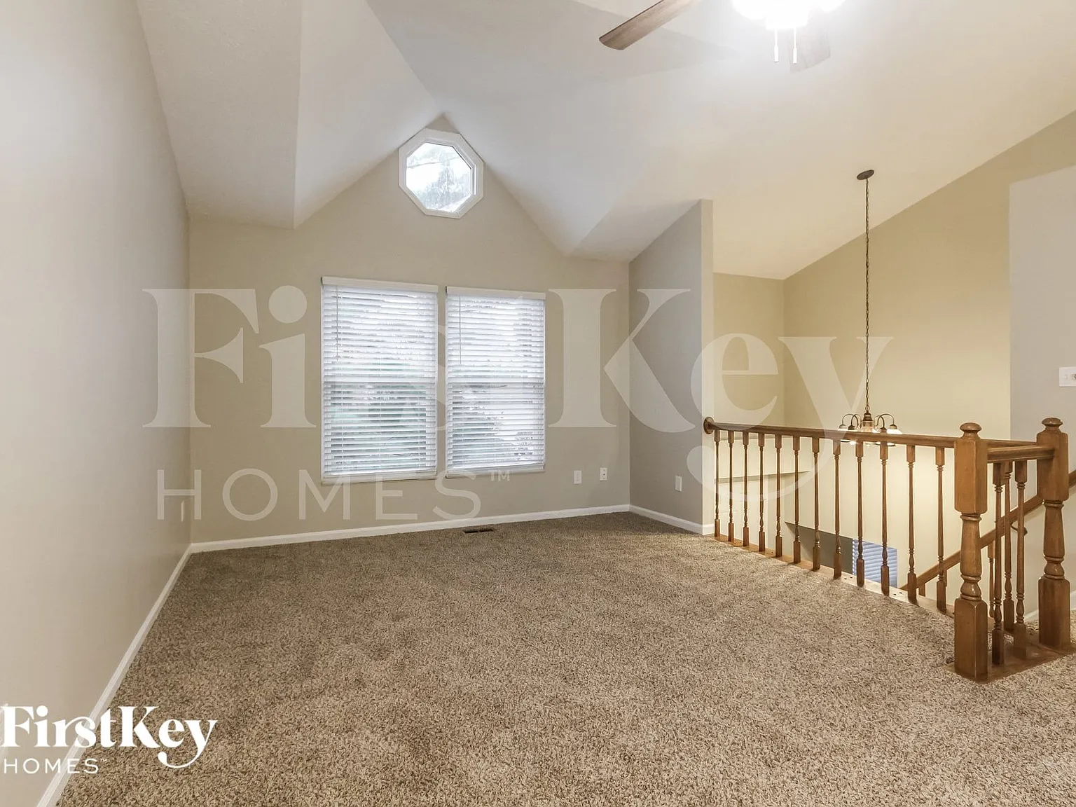 4 bed, 2.0 bath, 2112 sqft, $2,620 — Photo 2