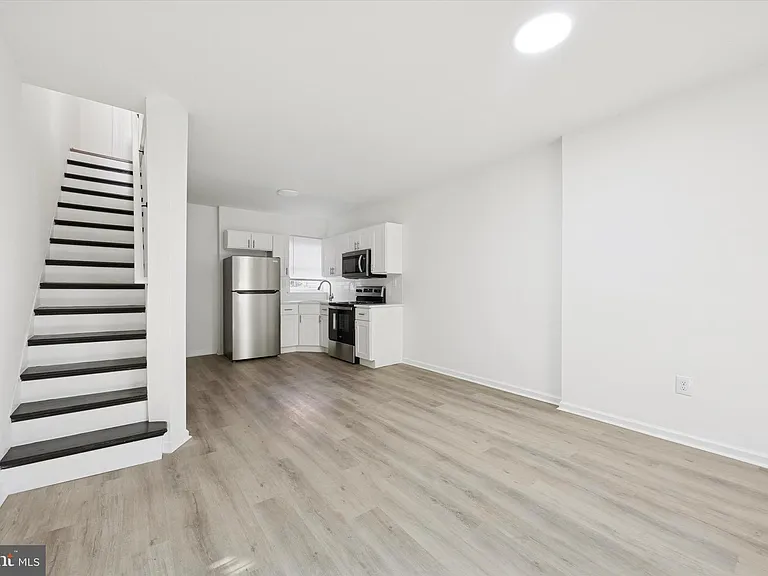5133 Reno St — Photo 8