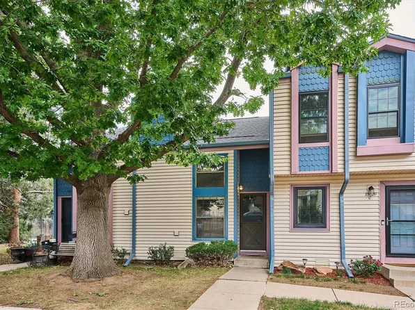 15999 E Alaska Place #B, Aurora, CO 80017