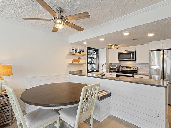 4th image of 351 Lake Arrowhead Rd. #403