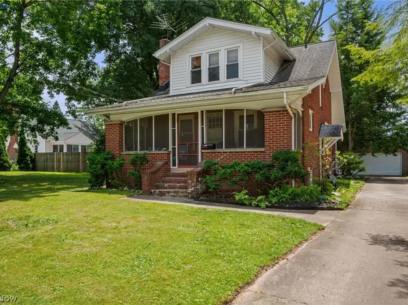 1506 Parkgate Ave, Akron, OH 44313