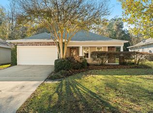 34 Clear Springs Ct, Hattiesburg, MS 39402