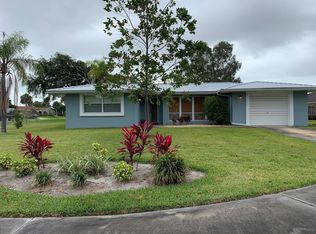 697 Dunbarton Cir NE, Palm Bay, FL 32905