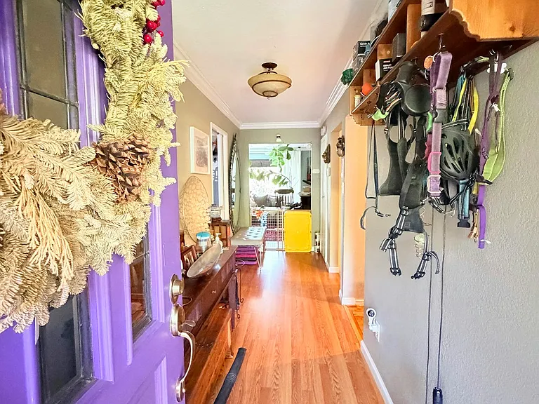 3900 Turnley Ave — Photo 2